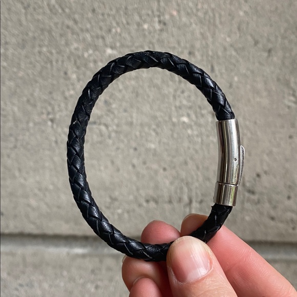 🇮🇹 Lambretta leather bracelet in black - Picture 5 of 8